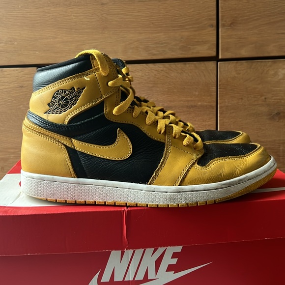 AIR JORDAN 1 HIGH RETRO OG \'POLLEN\' - Pre-Owned Condition main image 6